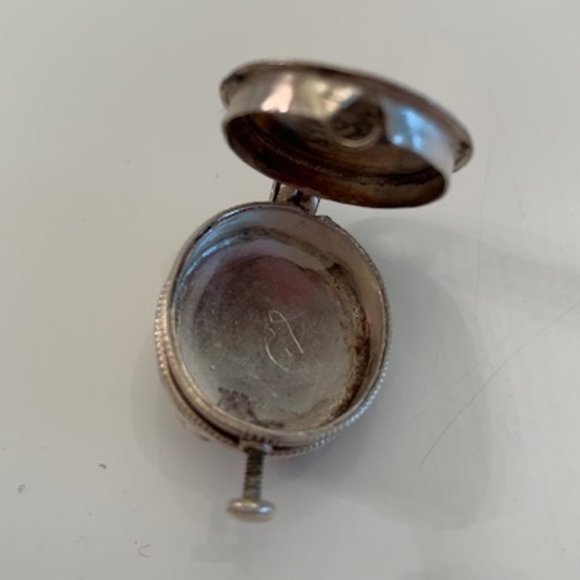 Ganesha Silver Amulet Vintage Hinged Pendant - Picture 3 of 4